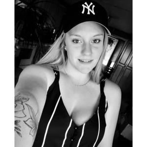 Meet your Posher, Alyson